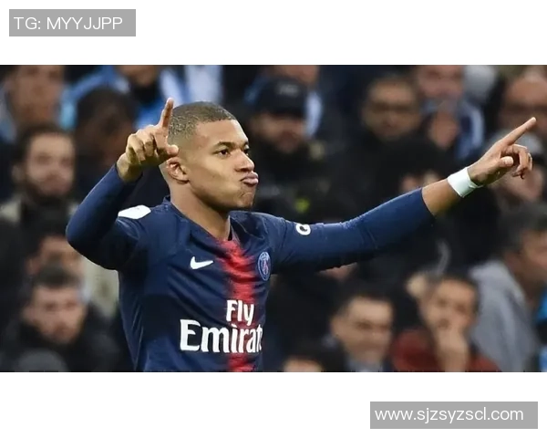 近年来世界足球巨星的崛起与较量：梅西、C罗、内马尔等新一代球王的辉煌篇章